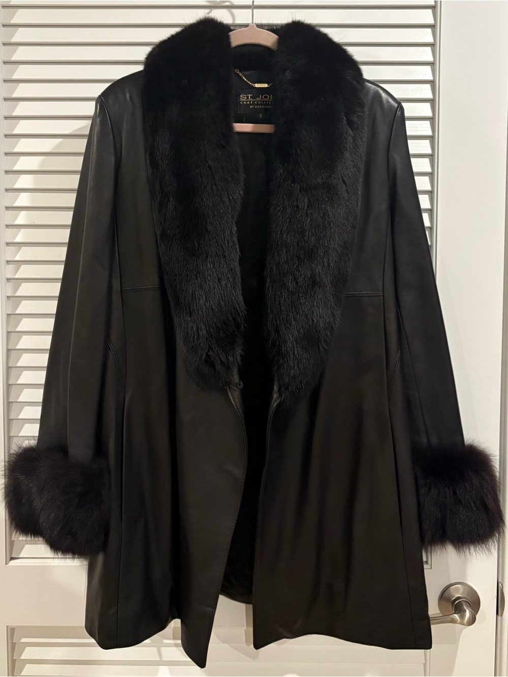 Vintage St. John Black Leather Genuine Fox Fur Trim Coat Size S